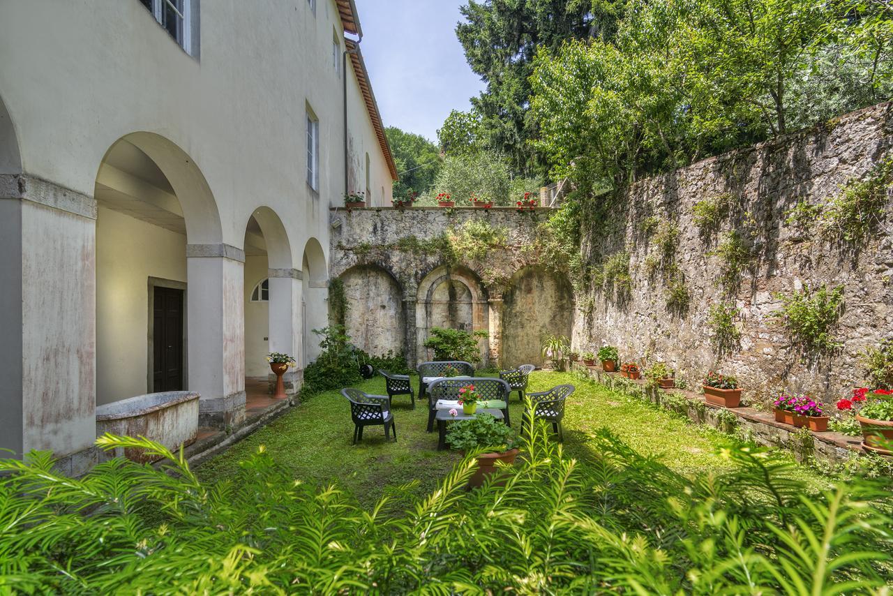 Hotel Casa Diocesana Di Лукка Экстерьер фото