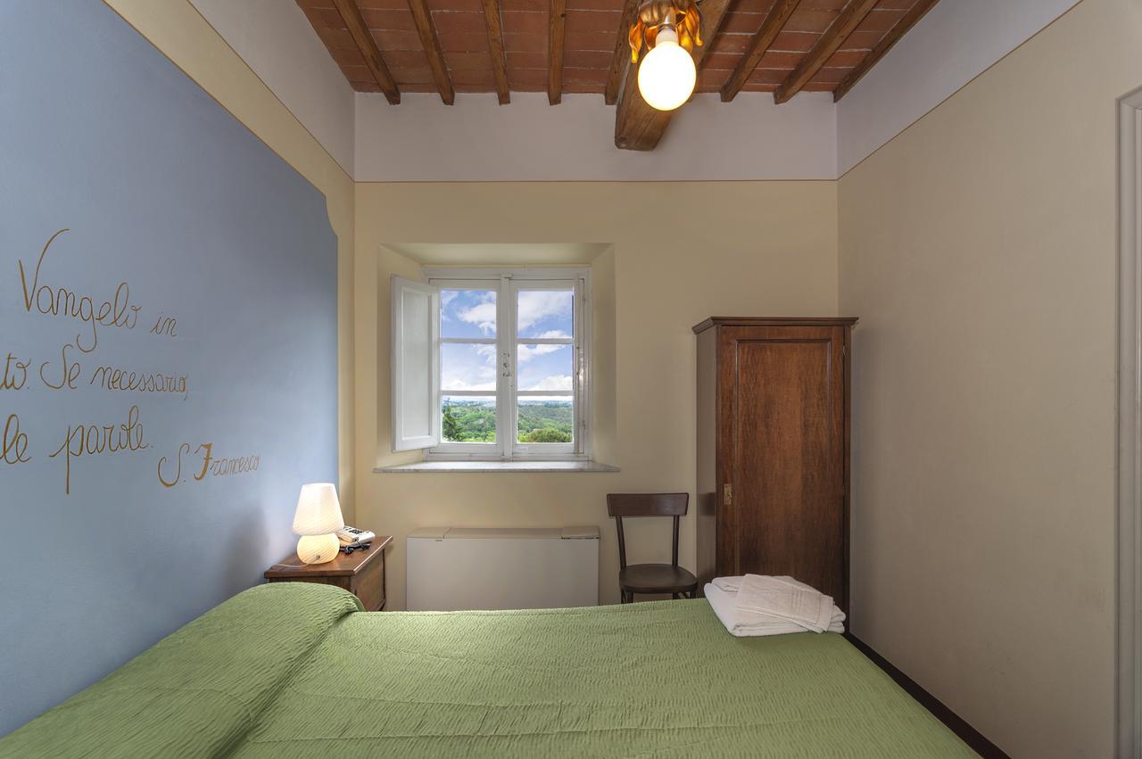 Hotel Casa Diocesana Di Лукка Экстерьер фото
